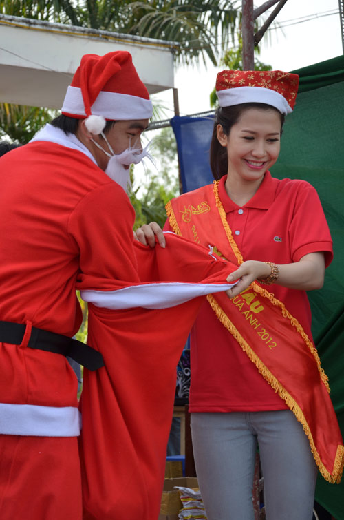 Phan Thu Quyên,Hoa hậu phụ nữ Việt Nam qua ảnh 2012