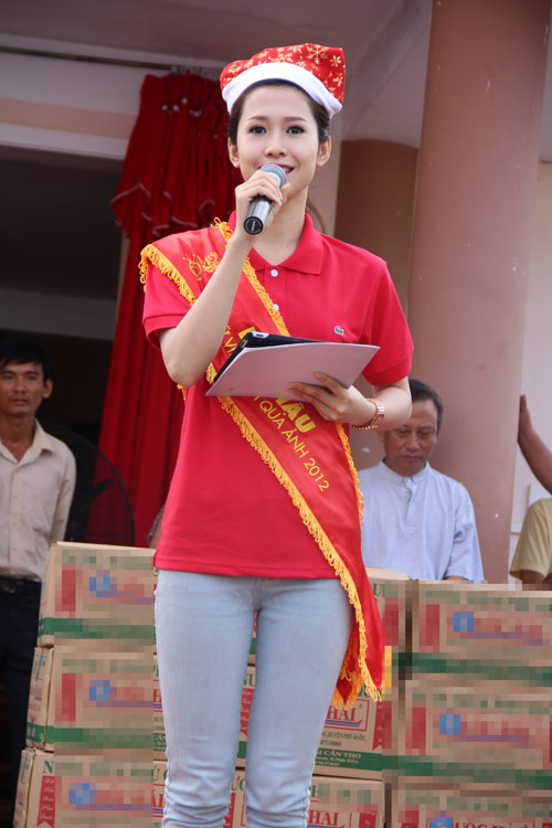 Phan Thu Quyên,Hoa hậu phụ nữ Việt Nam qua ảnh 2012