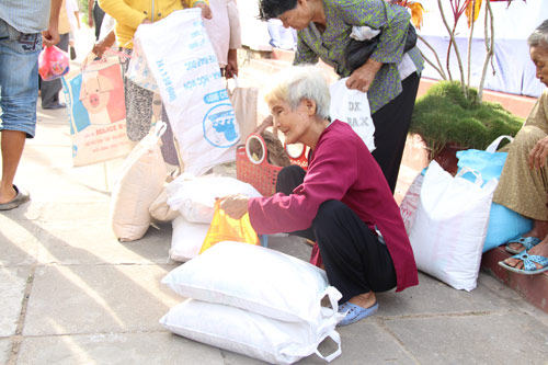 Phan Thu Quyên,Hoa hậu phụ nữ Việt Nam qua ảnh 2012