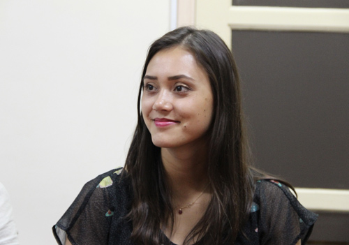 Á Quân The Voice Mỹ,Dia Frampton
