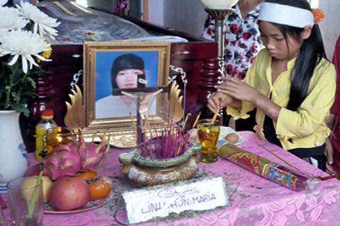 Nữ sinh lớp 9,tự vẫn,cha dượng,bạo hành