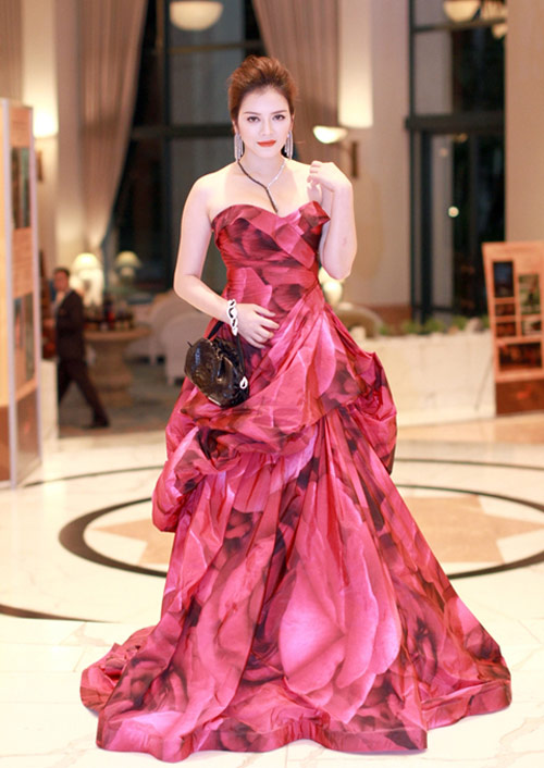 Mỹ nhân việt,style sao,vân trang,maya,thanh hằng
