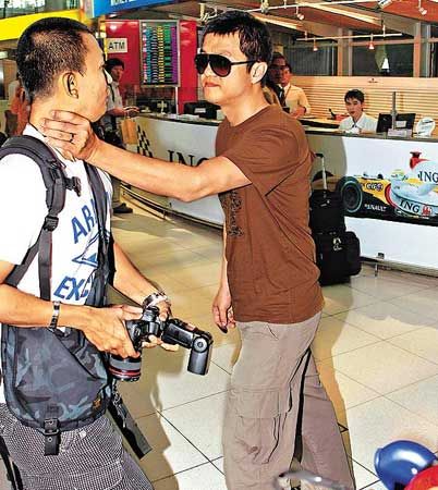 paparazzi,tin đồn,sao,trang nhung,Lý Á Bằng,Khương Văn,Trần Quán Hy,Tôn Lệ,Chung Hân Đồng