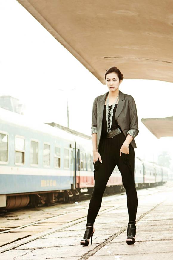 Thu Phương,siêu mẫu,xinh đẹp,thời trang,áo khoác Blazer,nữ tính,cá tính
