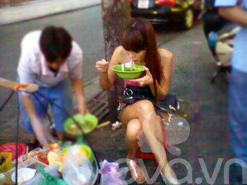 Hà Anh,siêu mẫu,bình dân,vỉa hè,ăn vỉa hè