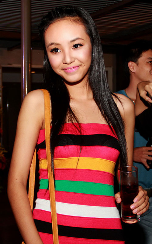 showbiz Việt,tuổi teen,angela phương trinh,văn mai hương,sexy,hồng quế,bảo trân