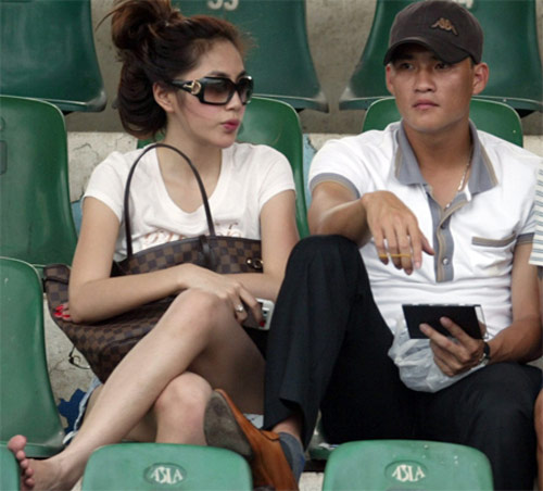 showbiz,Park Min Young,Lee Min Ho,Công Vinh,Thủy Tiên,Cường đô la,Hồ Ngọc Hà 