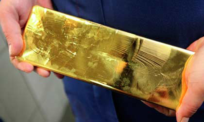 cục vàng nặng 4,1kg, nhặt được cục vàng nặng 4,1kg, nhặt được vàng, vàng