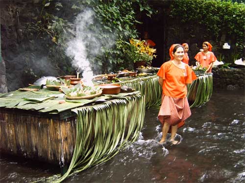 chuyện lạ,chuyện lạ thế giới,phi thường,kỳ quặc,nhà hàng,thác nước