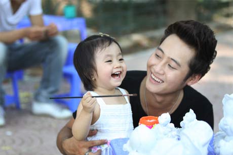 Vbiz,ca sĩ,Hồ Quỳnh Hương,Hà Dũng,Ngọc Trinh,Vũ Khắc Tiệp,lật tẩy