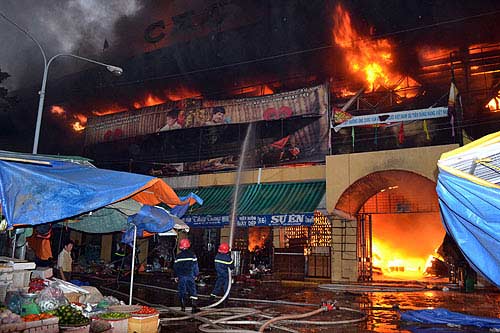 chợ Quảng Ngãi,hỏa hoạn,tiểu thương,bốc cháy,tin tức