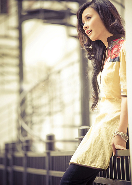 Hot girl,midu,áo dài