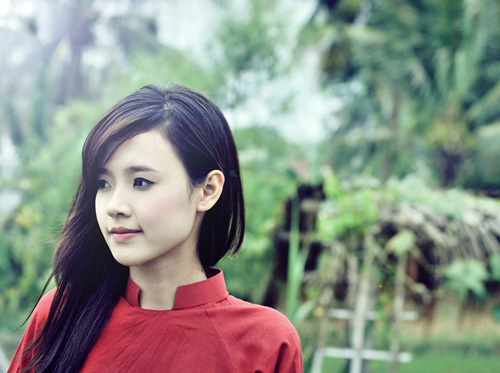 Hot girl,midu,áo dài