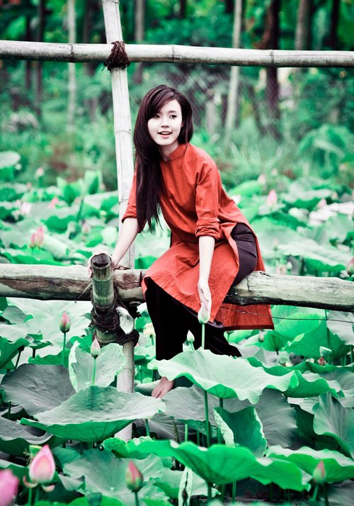 Hot girl,midu,áo dài