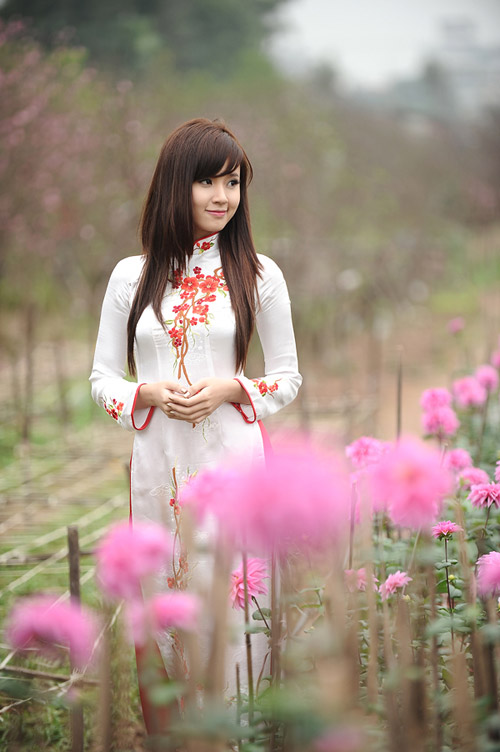 Hot girl,midu,áo dài