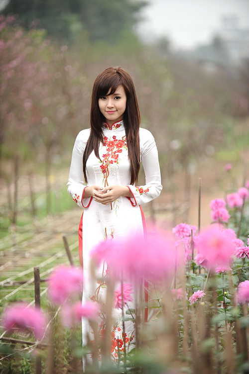Hot girl,midu,áo dài