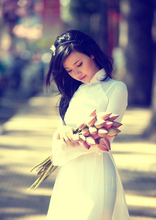 Hot girl,midu,áo dài