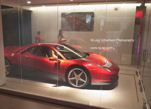 Ferrari SP12 EPC,siêu xe,Eric Clapton