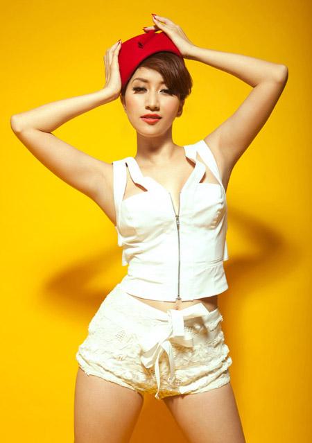 Lê hoàng,Khánh Thi,Hoài Linh,Thanh Thảo,Elly Trần