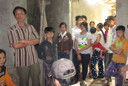 Con đánh mẹ,hành hung mẹ,ngược đãi mẹ,tin tức