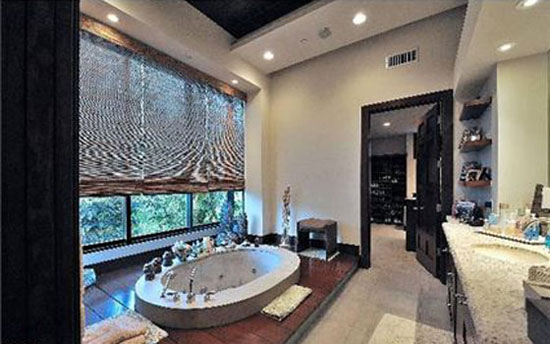 Nhà thuê 800 triệu/tháng,siêu vòng 3,Kim Kardashian,nhà đẹp