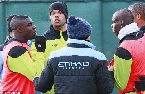 Balotelli,cầu thủ,bóng đá,Milan,Mario Balotelli,ngựa chứng,nude,phim,diễn viên,porn