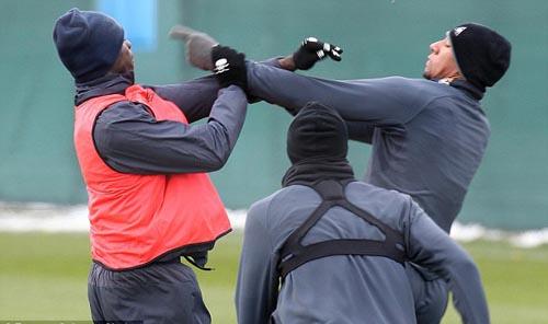 Balotelli,cầu thủ,bóng đá,Mario Balotelli,ngựa chứng,nude,phim,diễn viên,porn