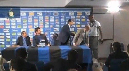Balotelli,cầu thủ,bóng đá,Milan,Mario Balotelli,ngựa chứng,nude,phim,diễn viên,porn