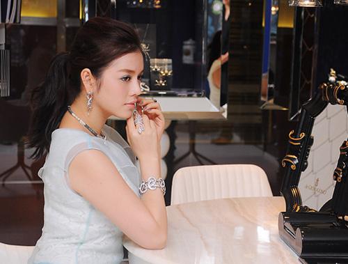 Tóc đuôi ngựa,buộc tóc,kiểu tóc,làm đẹp