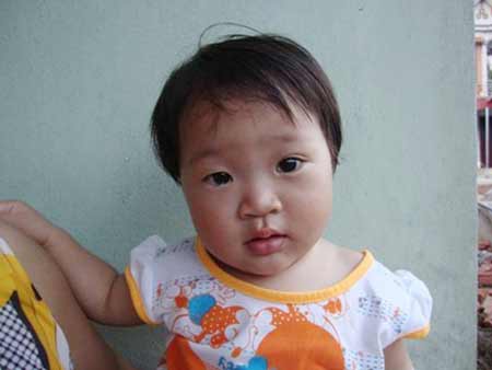 mẹ bán con,bao trai,bao phi công,buôn bán trẻ em