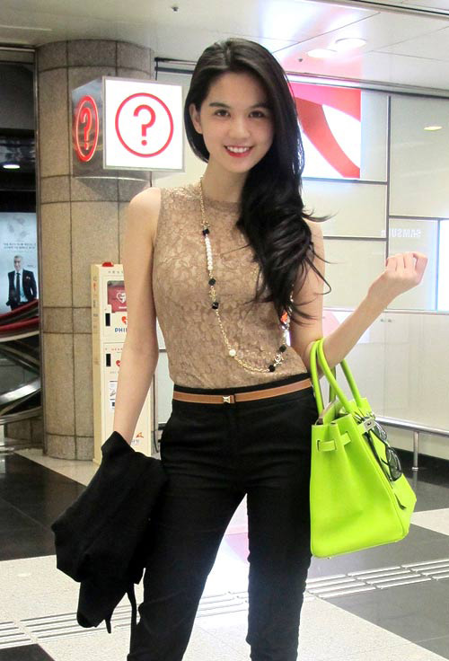 Ngọc Trinh,nữ hoàng nội y,người mẫu,túi xách