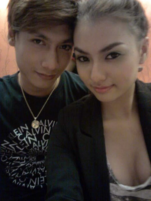 Hồng Quế,Trịnh Hồng Quế,Angela Phương Trinh,nhí nhảnh,gợi cảm,người mẫu,teen,sinh nhật,xe bạc tỉ,xế hộp,bạc tỉ,bạc tỷ
