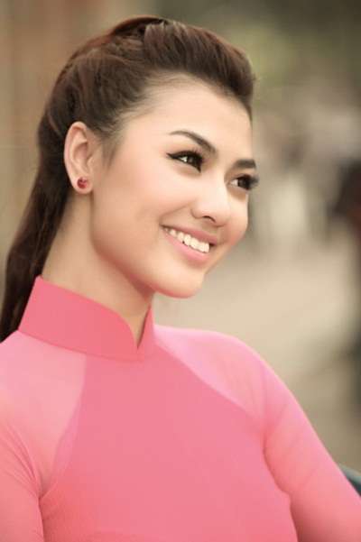 Hồng Quế,Trịnh Hồng Quế,nhí nhảnh,gợi cảm,người mẫu,teen,đánh người,sinh nhật,xe bạc tỉ,xế hộp,bạc tỉ,bạc tỷ