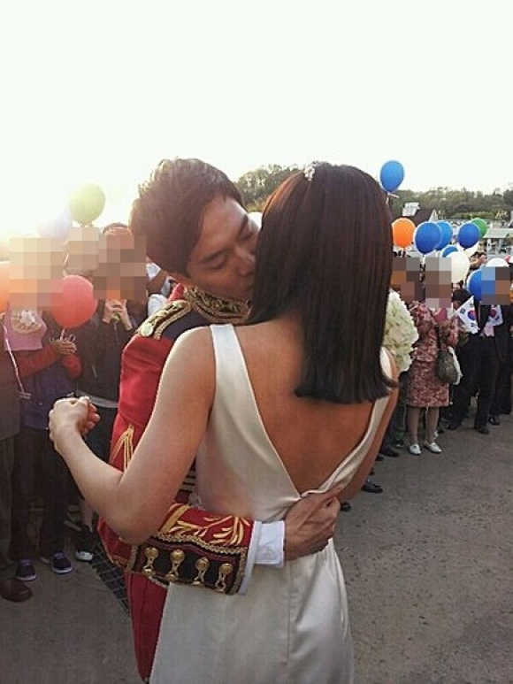 Ha Ji Won,Lee Seung Gi,giường chiếu,The King 2 hearts,đính hôn,diễn viên