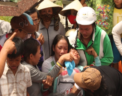 con nghiện,truy sát,con nghiện truy sát,giết người