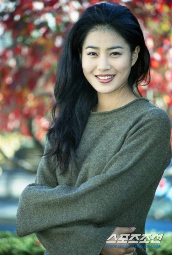 Hoa hậu,Cựu hoa hậu hàn quốc,Choi Yoon Yeong,Choi Yoon Yeong ăn cắp