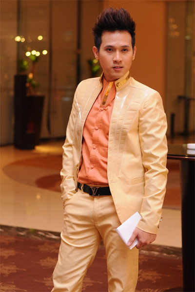 Vietnam Idol 2012,tìm kiếm tài năng,thần tượng việt nam,huy khánh