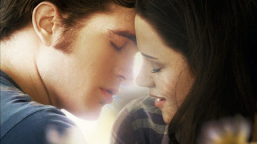 Chạng vạng,Kristen Stewart,Robert Pattinson,Hừng Đông
