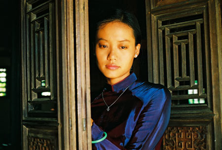 đôi mắt,đợm buồn,đẹp mê hồn,Jennifer Phạm,Việt Trinh,Diễm Hương