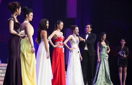Hoa hậu người Việt hoàn cầu 2012,Julia Hồ