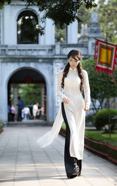 Hoa khôi Đại học Ngoại giao,Dương Thị Hà Giang