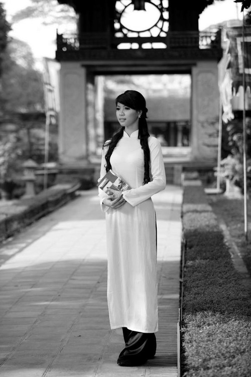 Hoa khôi Đại học Ngoại giao,Dương Thị Hà Giang