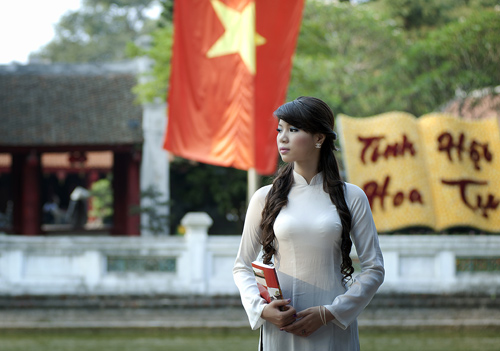 Hoa khôi Đại học Ngoại giao,Dương Thị Hà Giang