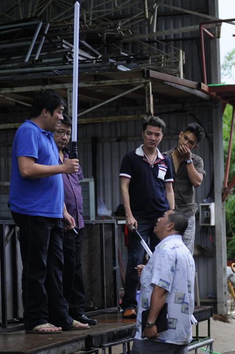 mr đàm,liveshow mr đàm,đàm vĩnh hưng,con sông,sân khấu
