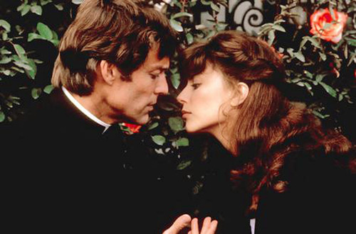 The Thorn Birds,Tiếng chim hót trong bụi mận gai,Meggie,Cha Ralph