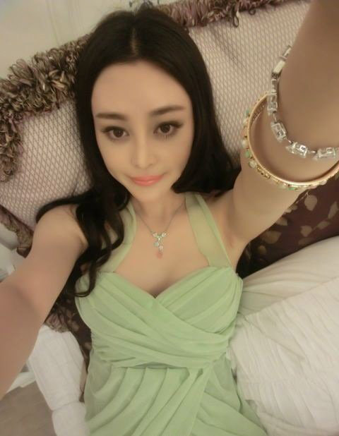 Phạm Băng Băng,kiêu sa,đồ ngủ,Lưu Đóa Đóa,bản sao,quyến rũ,trang phục,trang sức,trang điểm,hàng hiệu,mặc,diễn viên,ngôi sao,minh tinh,tiểu Phạm Băng Băng