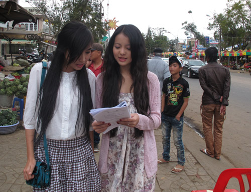 Hoa Cúc Xanh,elly trần,phim việt