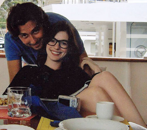 Anna Hathaway,Raffaello Follieri