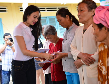 Thùy Dung,Ngọc Diễm,từ thiện