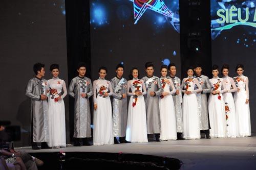 thẻ hành nghề,siêu mẫu tương lai,siêu mẫu,người mẫu,bữa tiệc,tiệc,siêu mẫu Việt Nam,hư danh,thành danh,hình thể